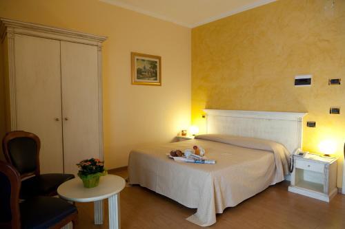 Foto de una habitación de Hotel City