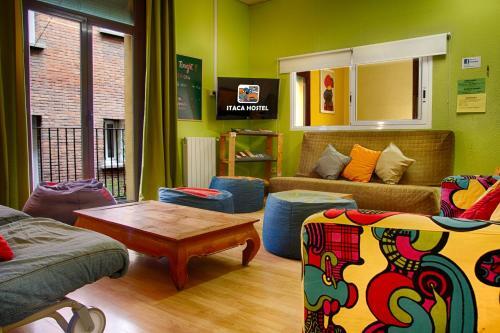 Foto de una habitación de Itaca Hostel