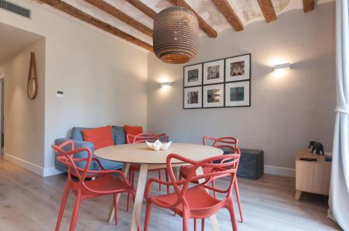 Foto de una habitación de Apartamentos Weflating Suites Sant Antoni Market
