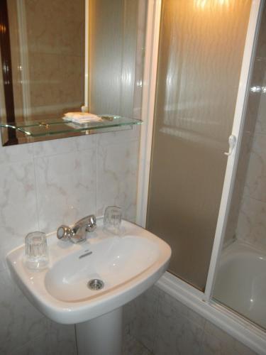 Foto del baño de Hostal Los Andes