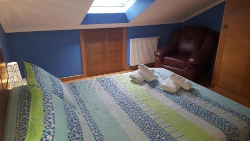 Foto de una habitación de Apartamentos Alojamientos A Pedra