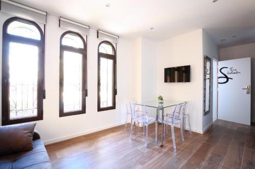 Foto del entorno de Fuente Torán Apartamentos