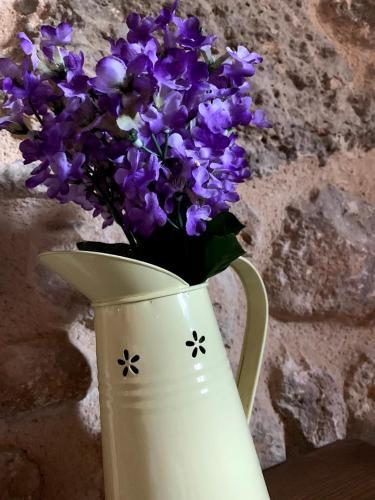 Room – Country House Masia de la Serra de la Cogulla