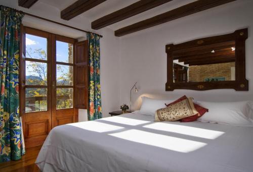 Foto de una habitación de Hotel La Torre del Visco - Relais &amp;amp; Châteaux