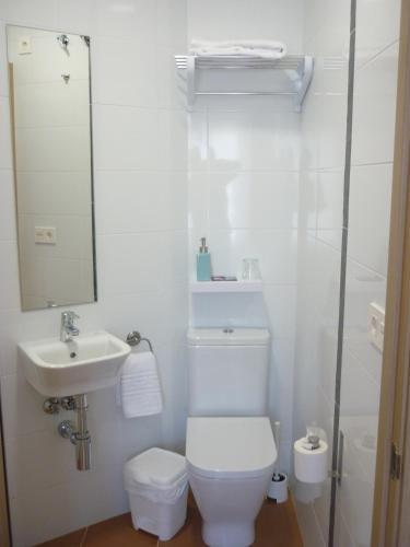 Foto del baño de Pensión-Albergue Puente Ribeira