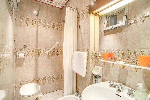 Foto del baño de Hotel Lorena