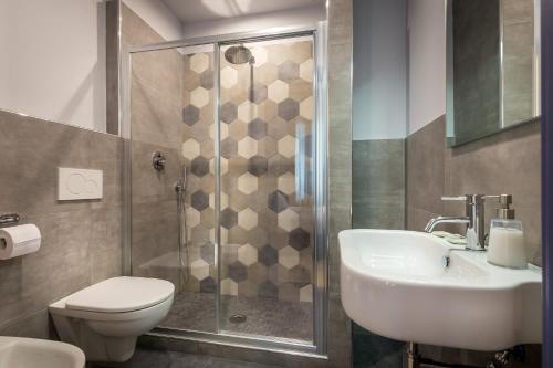 Bathroom – Blu Notte Guest House