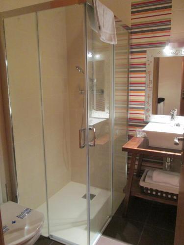 Foto del baño de Hostal Otsoa