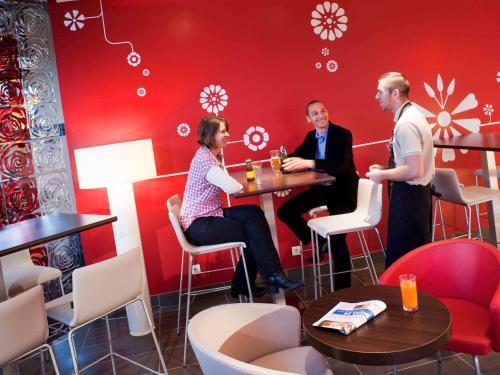 Foto de los servicios de Hotel ibis Senlis