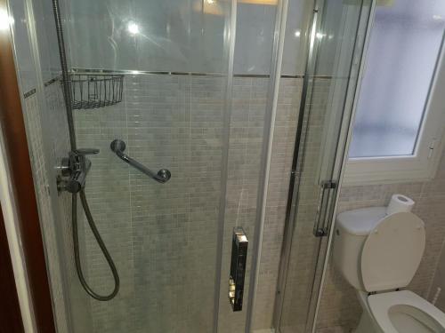 Foto del baño de Hostal Angelines
