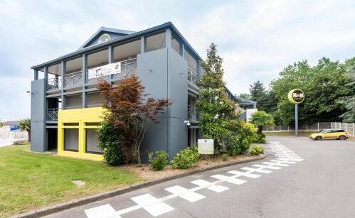 Foto del exterior de B&amp;amp;B Hôtel NANTES Parc Expos La Beaujoire