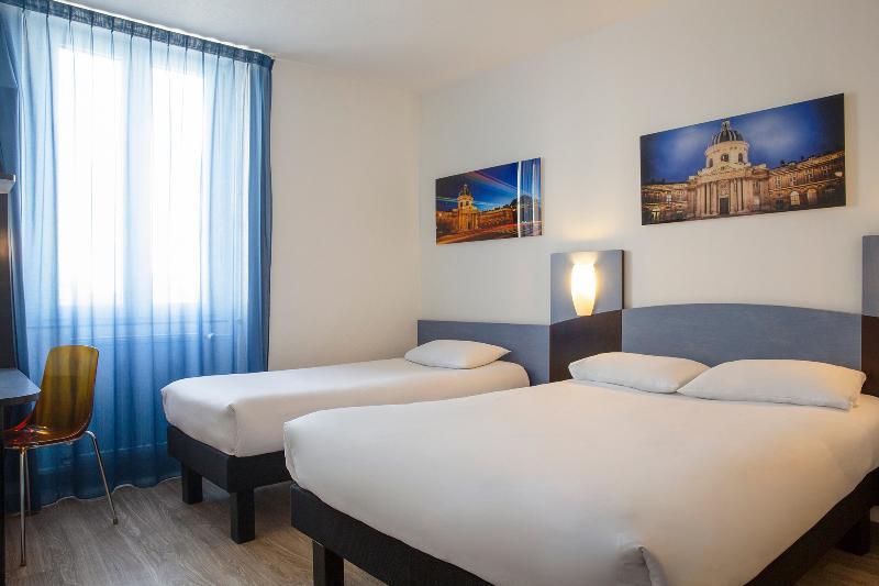 Foto de una habitación de The Originals Access, Hôtel Bourges Gare