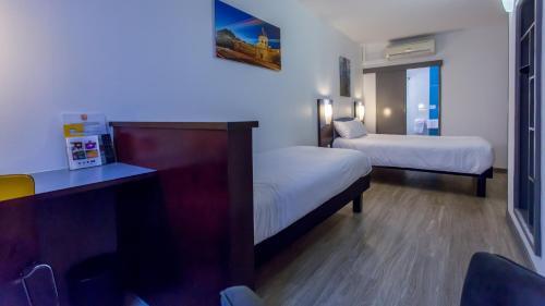 Foto de una habitación de The Originals Access, Hôtel Bourges Gare