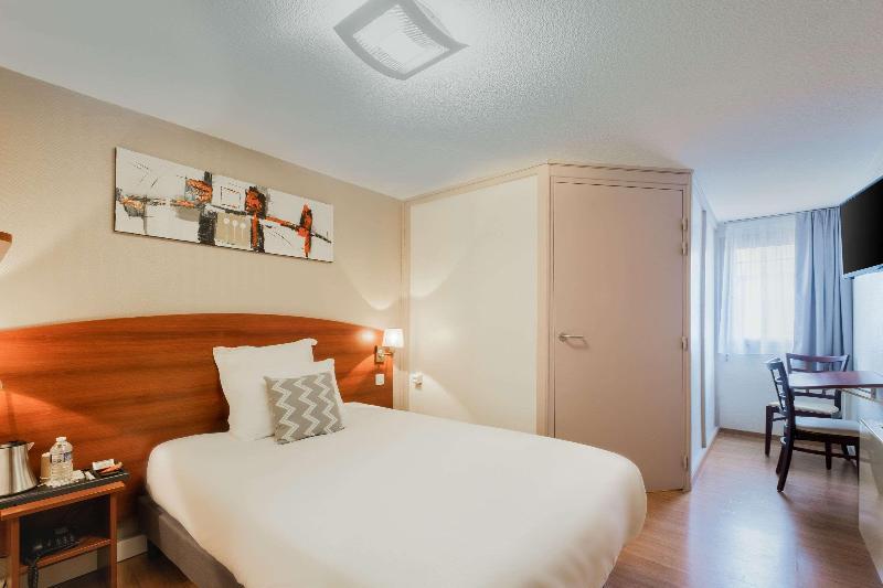 Foto de una habitación de Comfort Hotel Cachan Paris Sud