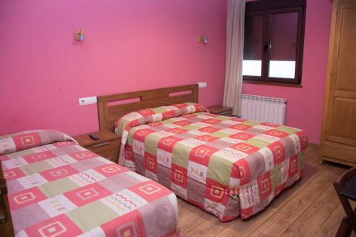 Room – Hostal Rural La Tintoreria