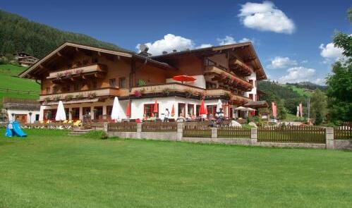 Foto del exterior de Hotel Familotel Lengauer Hof
