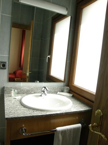 Foto del baño de Font del Pla Hotel Restaurant