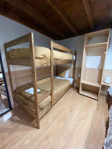 Foto de una habitación de Casas do Pastor - Chalés