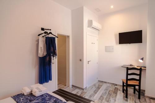 Foto de una habitación de The 8 Rooms House