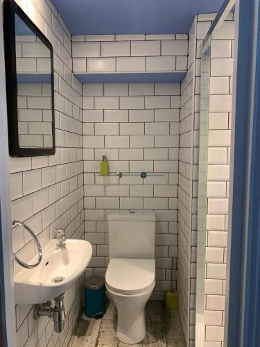 Foto del baño de St Athans Hotel