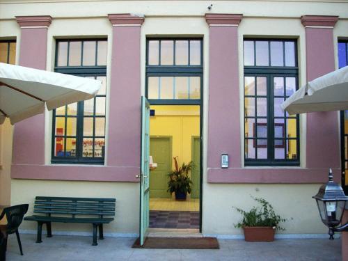 Exterior – Litus Roma Hostel