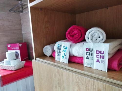 Foto de una habitación de Cervantes Apartamentos