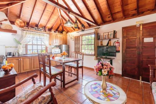 Foto de una habitación de Casas y chalets El Sitio La Rosa