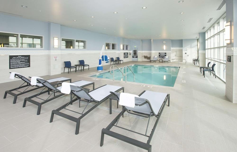 Foto de los servicios de Hotel Hampton Inn &amp;amp; Suites LAX El Segundo, CA