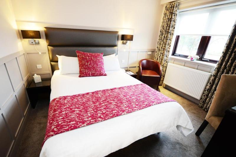 Foto de una habitación de Glynhill Hotel &amp;amp; Spa near Glasgow Airport