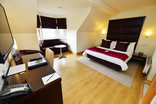 Foto de una habitación de Glynhill Hotel &amp;amp; Spa near Glasgow Airport