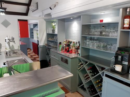 Foto de los servicios de Hotel ibis Niort Marais Poitevin