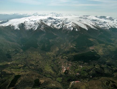 Foto del entorno de Casas y chalets La Covatilla III