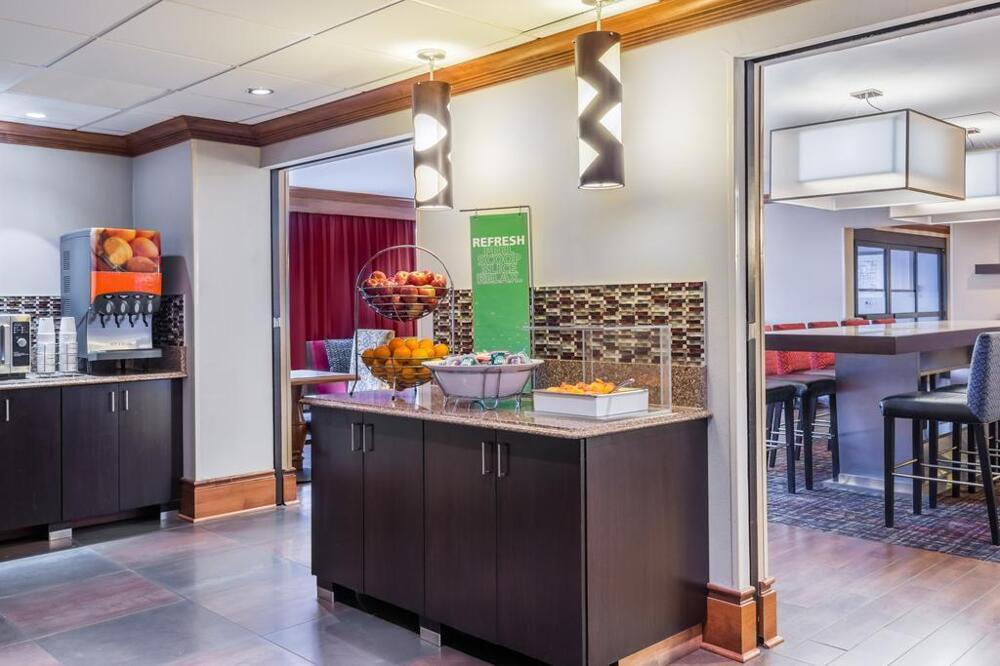 Foto de restauración de Hotel Hampton Inn Buffalo-Airport Galleria Mall