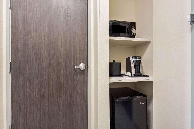 Foto de una habitación de Hotel La Quinta by Wyndham Morgan Hill-San Jose South