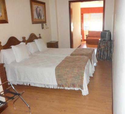 Room – Hotel Avenida
