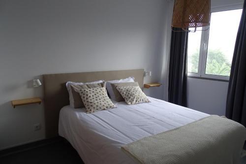 Foto de una habitación de Madeira Surf Camp
