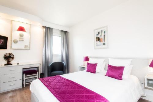 Foto de una habitación de Hotel Le Noirlac