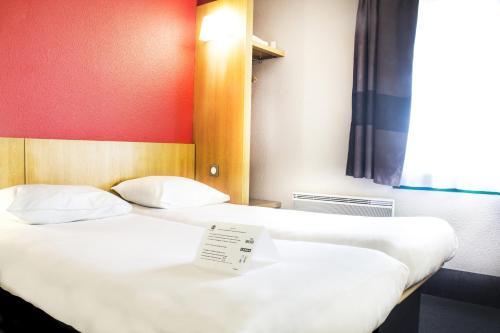 Room – B&amp;amp;B Hôtel Vierzon