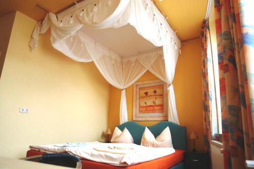 Foto de una habitación de Hotel-Pension Grüne Linde