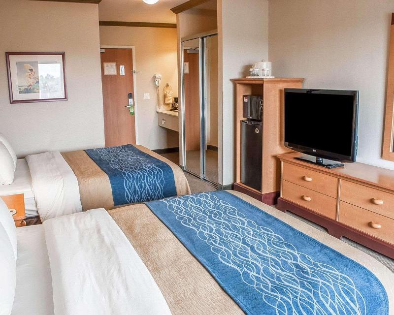 Room – Hotel Comfort Inn &amp;amp; Suites Ocean Shores