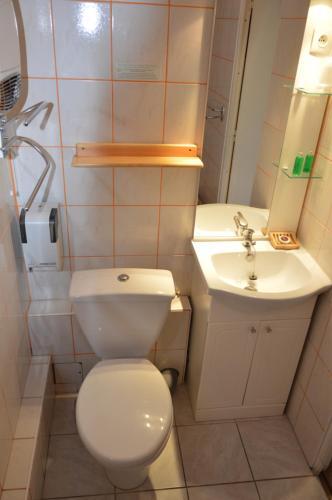 Foto del baño de Hôtel de l&amp;#039;Impossible