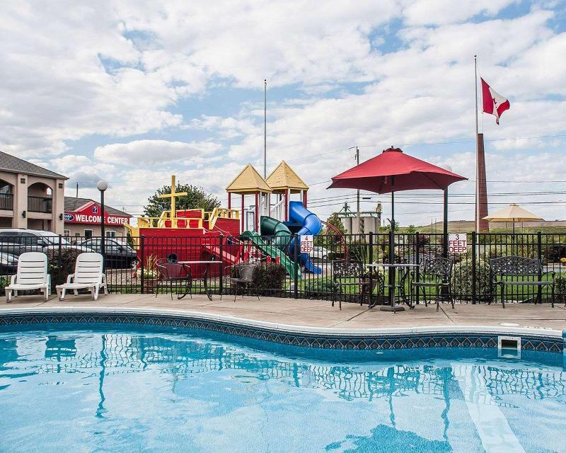 Foto de los servicios de Motel Econo Lodge at the Falls North