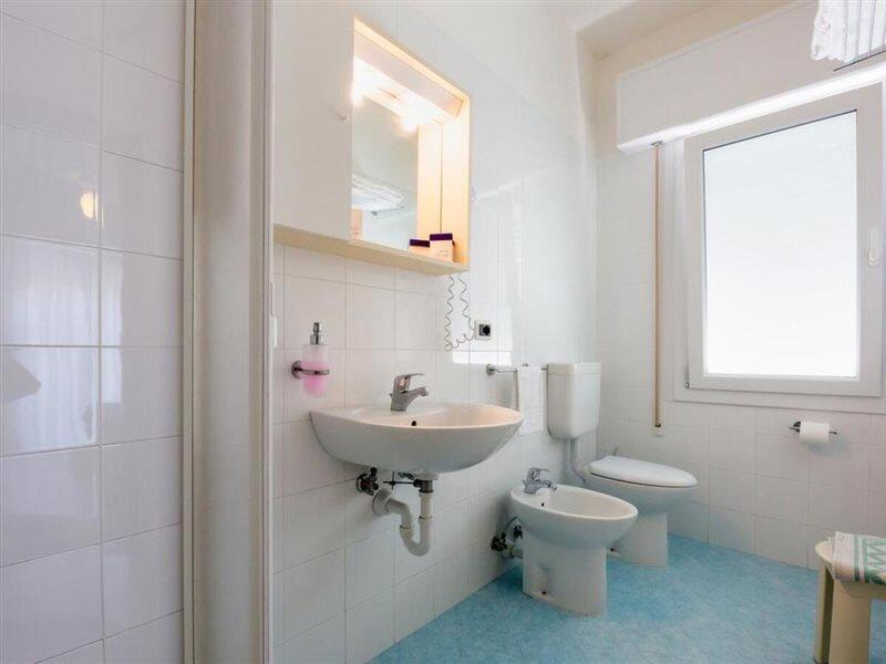 Foto del baño de Hotel Maxim