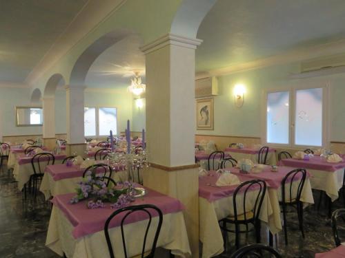 Foto de restauración de Hotel Maxim