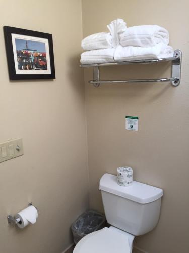 Foto del baño de Hotel Comfort Inn Santa Cruz
