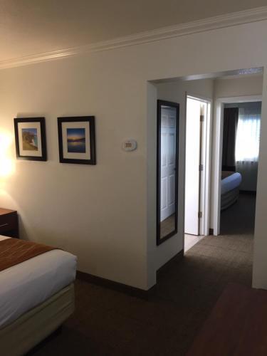 Foto de una habitación de Hotel Comfort Inn Santa Cruz