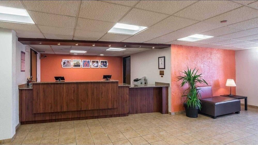 Foto general de Motel 6-Elk Grove Village, IL - O&amp;#039;Hare