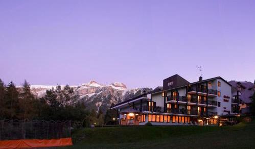 Foto del exterior de Hotel Alaska