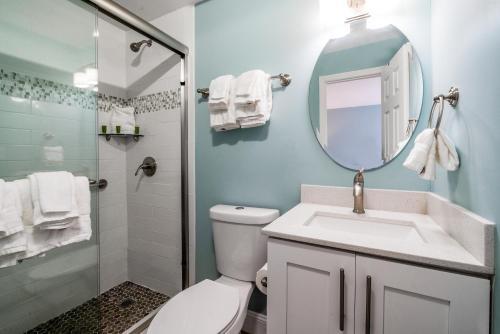 Foto del baño de Complejo Rainbow Bend Resort