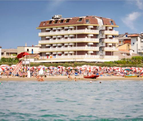 Foto del entorno de Hotel Savoy